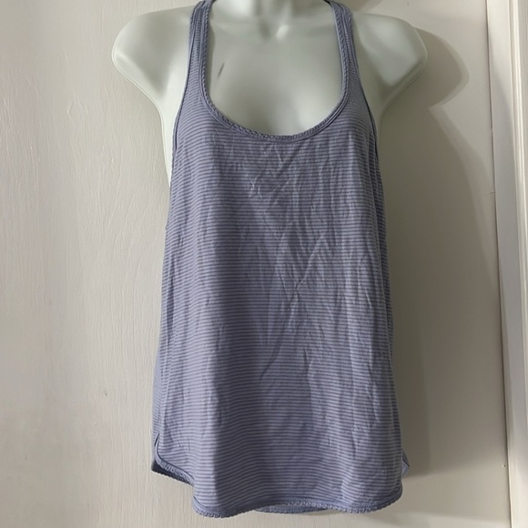 Lululemon tank top - Picture 2 of 5